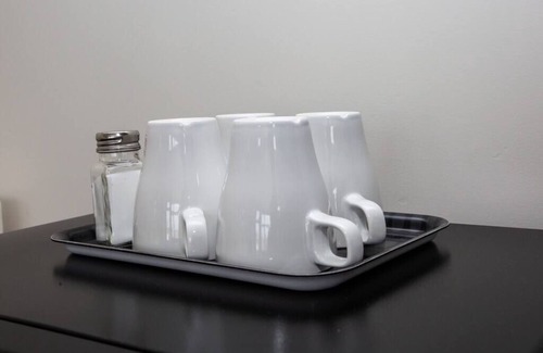 Bankers Hill Apartment | Downtown View 4 Sleepers Studio- Great for Getaway