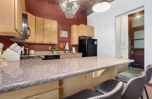 Great Falls Apartment | Downtown View | In Unit Laundry | Parking | King Bed