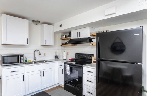 Waynesboro Apartment | Downtown Waynesboro, Close to 151, Blue Ridge Parkway, Close to Augusta Health and UVA