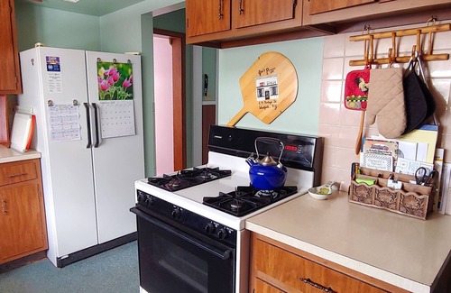 Westfield House | Downtown Westfield, with Patio, Near Wineries, Dining, and Lake Erie