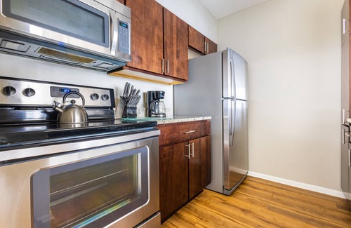 White Plains Apartment | Downtown White Plains 1 Bedroom - Commute to NYC