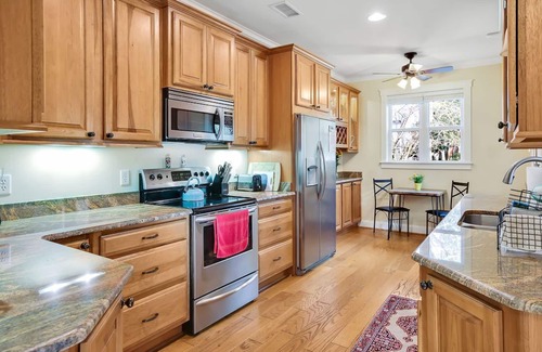 Wilmington Historic District House | Downtown Wilmington home in the Historic District, near to Cape Fear River Walk