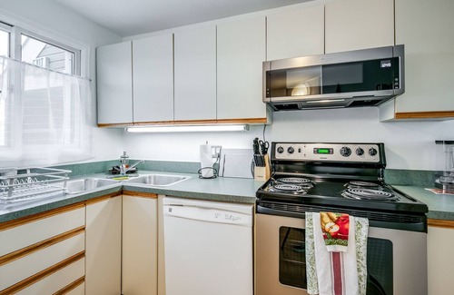 Whittier Apartment | DowntownBoulder/PearlSt/Quiet/Kingbed/FastWifi
