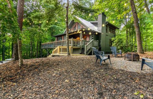 Blue Ridge House | Downward Dog Lodge - Hot Tub, Pool Table, Fireplace, Yoga Den