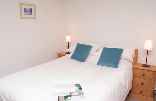 Trewen House | Dozmary Cottage