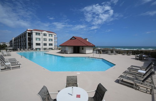 Shell Island Condo | DR 1403- Beautiful Oceanfront Condo at Duneridge Resort. Sleeps 6.