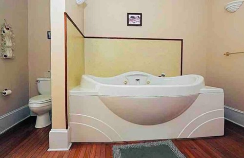 Ste Genevieve Apartment | Dr. Hertich House is located in the heart of historic Ste. Genevieve, Missouri.