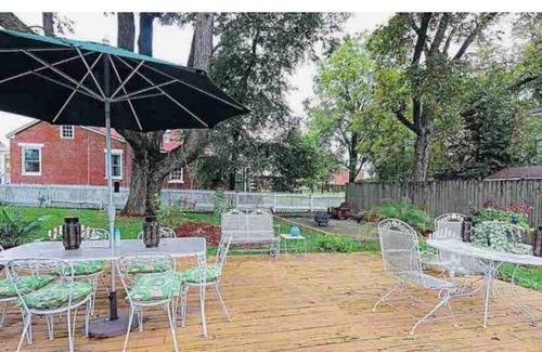 Ste Genevieve Apartment | Dr. Hertich House was built in 1850 & is in the heart of historic Ste. Genevieve