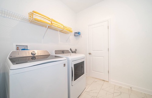 Campbell House | DR2668 Storey Lake Home 5 bed 5 bath Free Waterpark