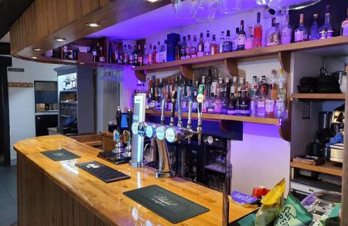 Crickhowell Hotel | Dragon Inn