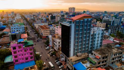 Mandalay Hotel | Dragon Phoenix Hotel