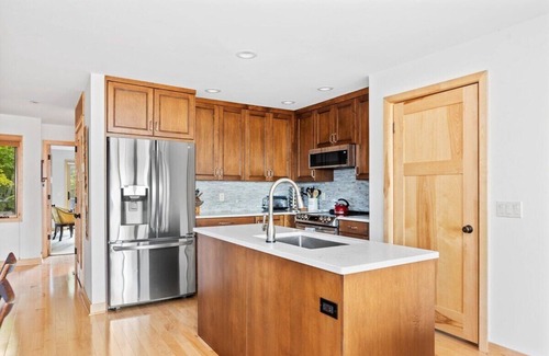 Maple City Condo | Dragonfly at the Homestead