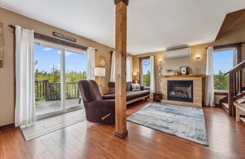 Northern Bruce Peninsula House | Dragonfly Cove - Nature-inspired Lakeside Living