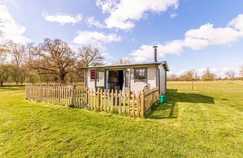Thetford Cabin | Dragonfly Spa Lodge - Norfolk Holiday Properties