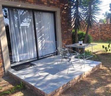 Boksburg Apartment | Dragonfly