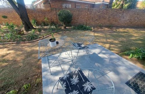 Boksburg Apartment | Dragonfly