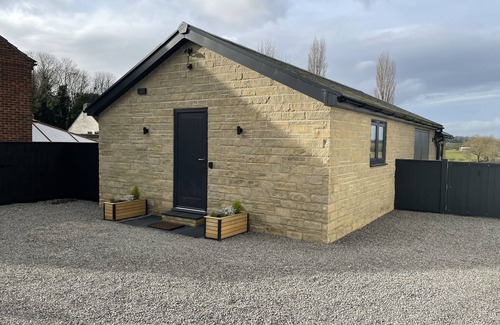 East Cowton Cottage | DRAGONSTONE LODGE, pet friendly in East Cowton