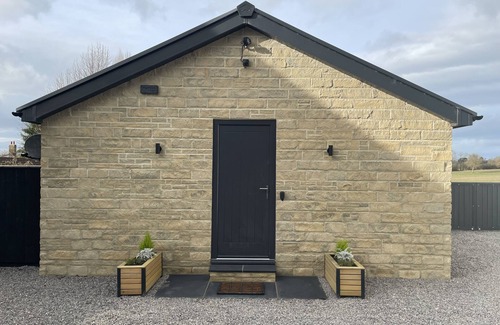 East Cowton Cottage | Dragonstone Lodge