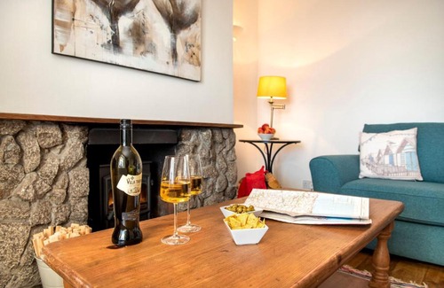 Portwrinkle House | Drake Cottage with Hot tub