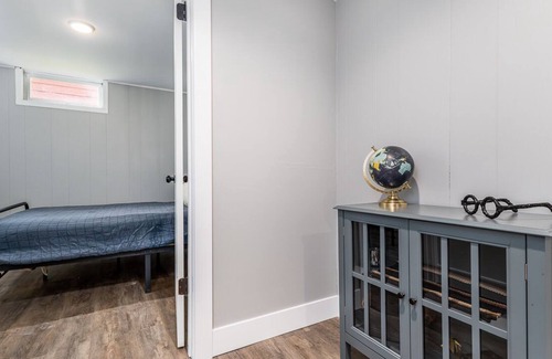 Downtown Dubuque House | Drake House Family: The Cooper