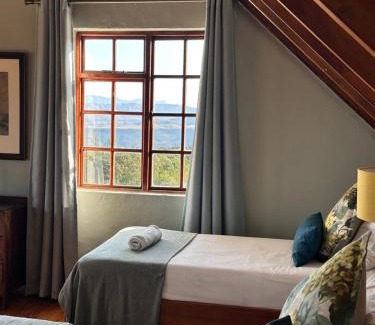 Maluti a Phofung House | Drakensberg Mountain Retreat