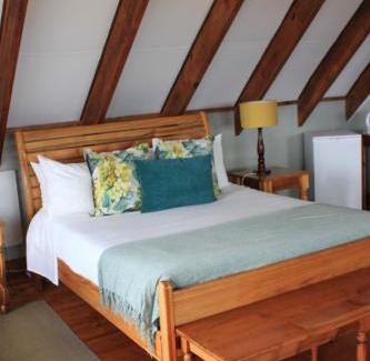 Maluti a Phofung House | Drakensberg Mountain Retreat