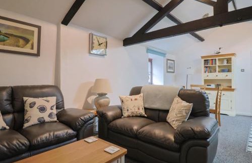 Lyme Regis Apartment | Drakes Loft