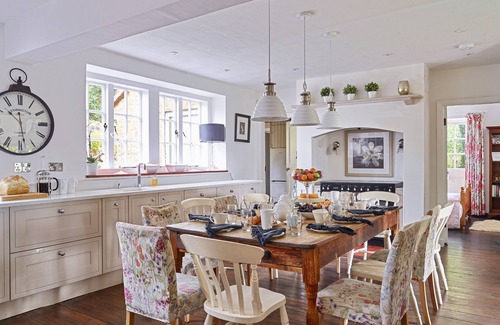 Dursley House | Drakestone House Manor with Breathtaking Cotswolds Views