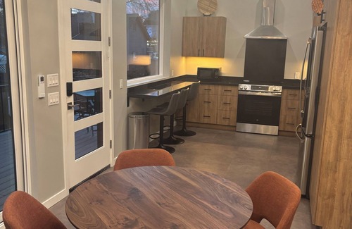Prescott House | Dramatic New Home Right Downtown