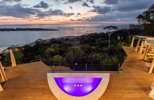Playa Tortuga House | Dramatic Ocean View And Exclusive Island Beach - Ocean View Suite #5