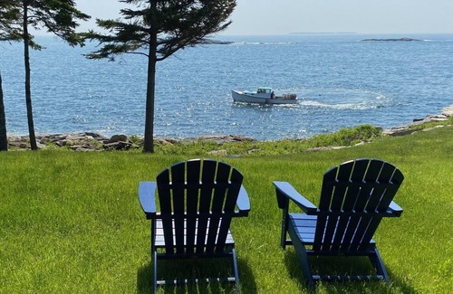 New Harbor Cottage | Dramatic Oceanfront Property