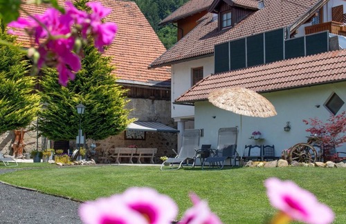 Seeboden Bed & Breakfast | Dreibettzimmer Ohne Balkon und mit Schlafsofa - Pension Kärnten