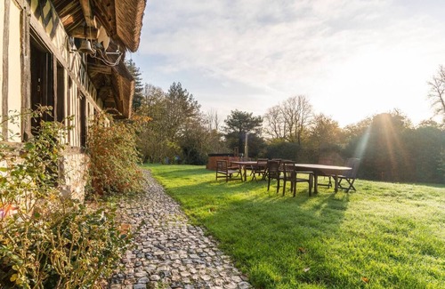 Pierrefiques Villa | Dream 6-bedroom Villa with private tennis court, Sauna & Jacuzi.
