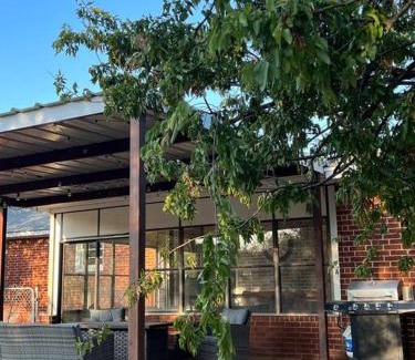 Clay House | Dream Acres Farm - 3 Bedrooms Kings/Queen/ Near Base