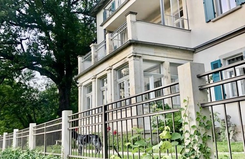 Loschwitz Apartment | Dream apartment in a dream location - living in a villa on the castle hill in Loschwitz