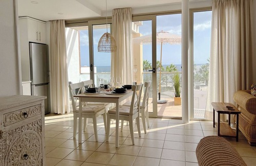 Esquinzo Apartment | Dream apartment in Esquinzo | sea view | communal pool | 5 min to the beach