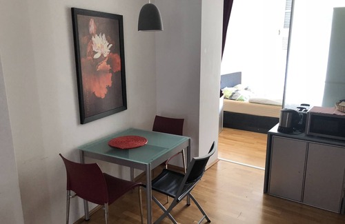 Mitte Apartment | Dream apartment in the middle of the city and yet in a quiet location