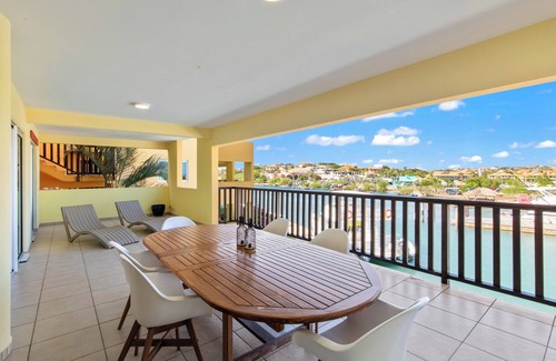 Jan Thiel Apartment | Dream apartment overlooking the marina!