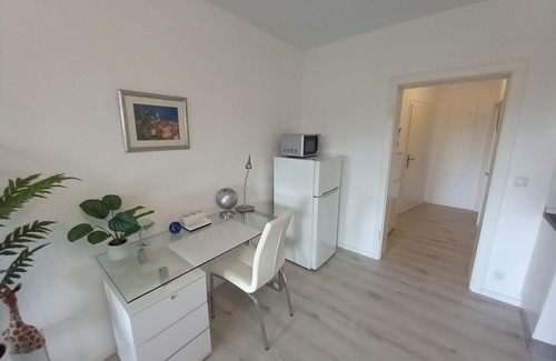 Deutz Apartment | Dream apartment with cathedral view and balcony - Cologne Messe Deutz
