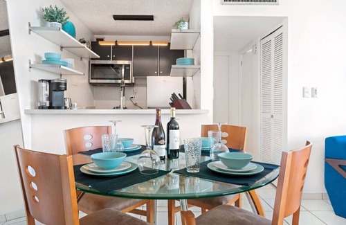 San Juan Condo | Dream Beachfront Vacation King Bed W/D Parking