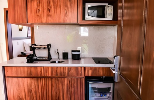 Veloso Condo | Dream Bungalow with Hot Tub on Curral Beach