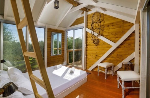 Vanato Other | Dream Catcher ” is a wonderful House located in the center of Zakinthos!