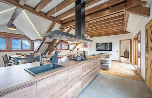 Arenthon Apartment | Dream escape, for an unforgettable stay, in a warm and refined setting