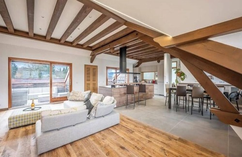 Arenthon Apartment | Dream escape, for an unforgettable stay, in a warm and refined setting