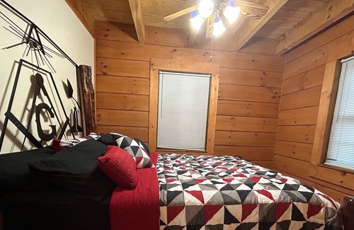 Salisbury Cabin | Dream Estate