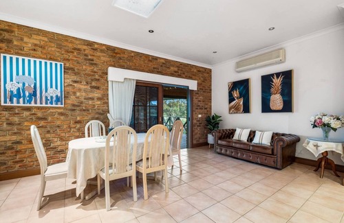 Kangaroo Ground House | Dream getaway in an oasis