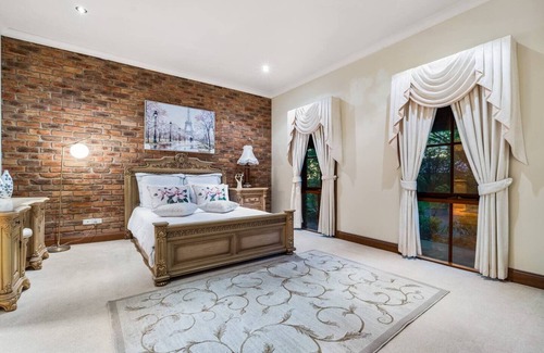 Kangaroo Ground House | Dream getaway in an oasis