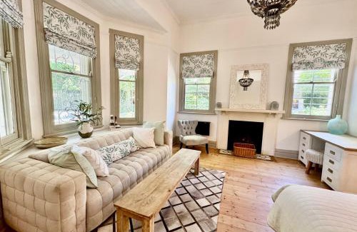 Claremont Apartment | Dream Guest Suite in Fabulous Edwardian Claremont