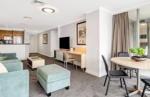 Darling Harbour Apartment | Dream Harbour View Parking Pool