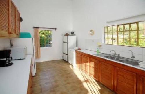 Le Morne House | Dream home overlooking the lagoon and Le Morne mountain. 3 bedrooms, sleeps 6